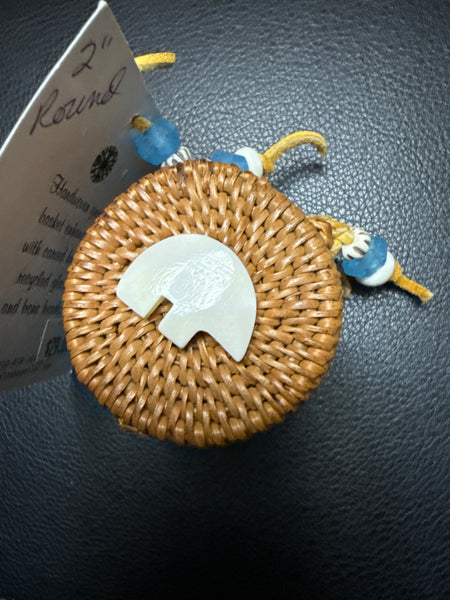 2" ROUND HAND WOVEN GRASS BASKET WITH LID