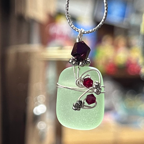 SEA GLASS NECKLACE