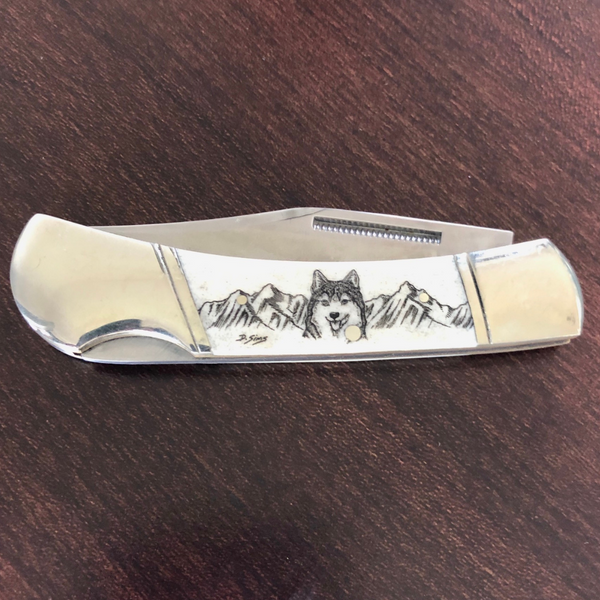 Lock Back Pocket Knives - Black and White