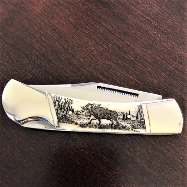 Lock Back Pocket Knives - Black and White