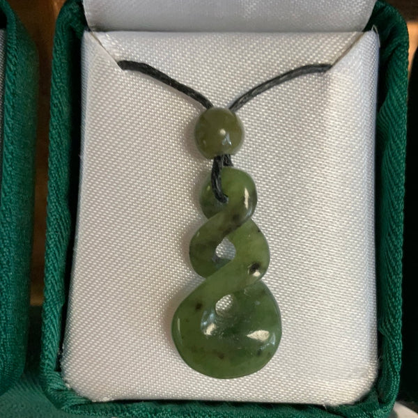 JADE TRIPLE TWIST NECKLACE