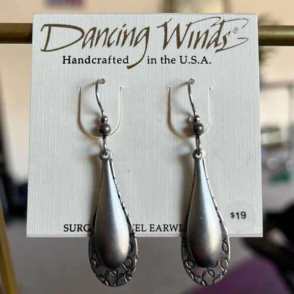 Dancing winds earrings