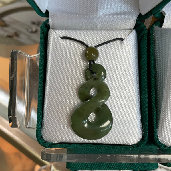 JADE TRIPLE TWIST NECKLACE